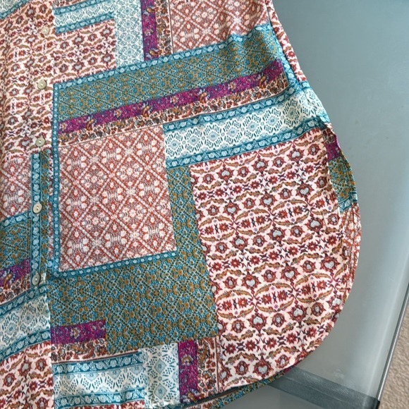 Rose + Olive Shirt Boho Patchwork Print Sleeveless Button Down Blouse Size M - Picture 8 of 8